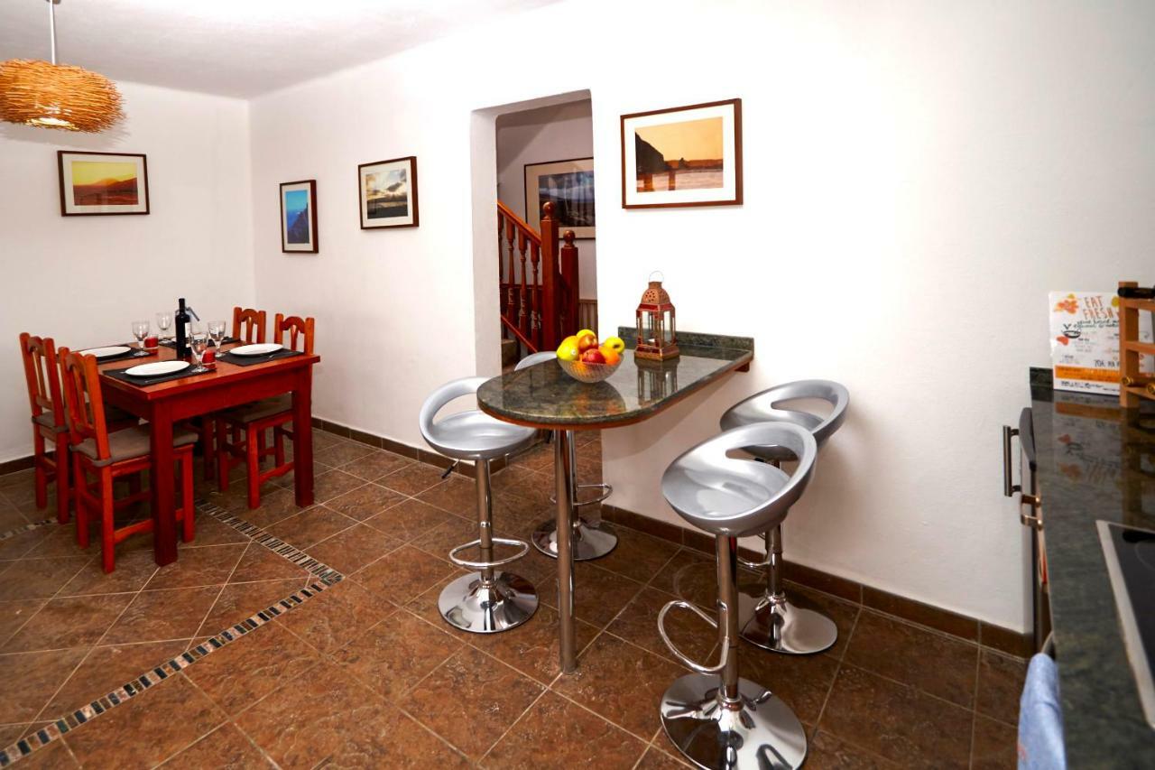 Casa Margarita - Shared Pool - Close To Seafront Promenade Punta Mujeres Esterno foto