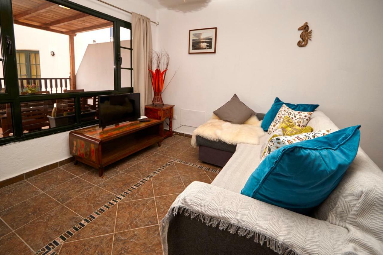 Casa Margarita - Shared Pool - Close To Seafront Promenade Punta Mujeres Esterno foto